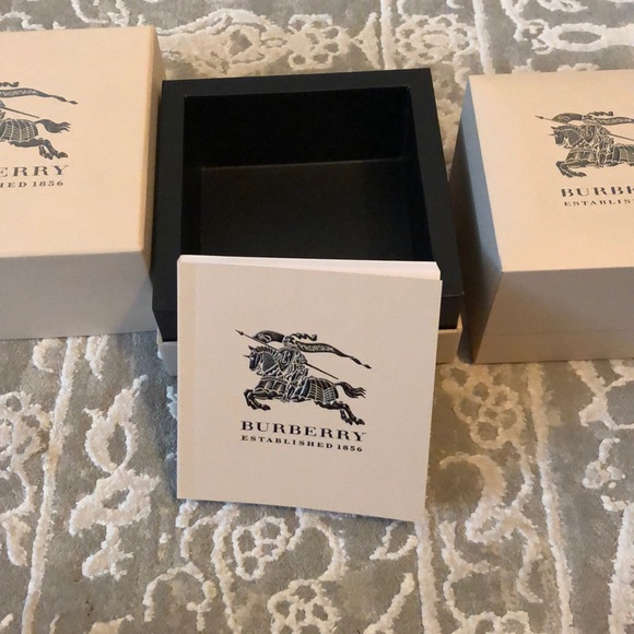 Burberry watch box - Picture 8 of 8